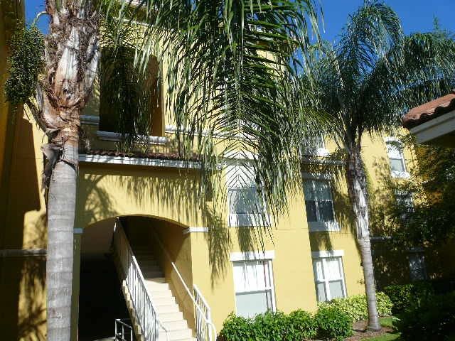 5050 Fairways Circle E202, Vero Beach, FL 32967