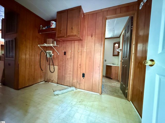 65 Randall Drive, Taylors, SC 29687