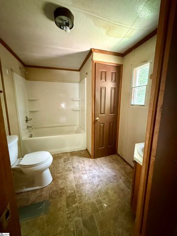 65 Randall Drive, Taylors, SC 29687
