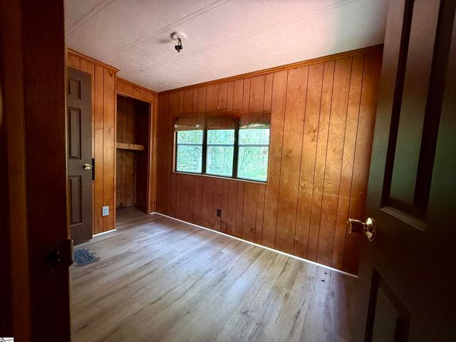 65 Randall Drive, Taylors, SC 29687