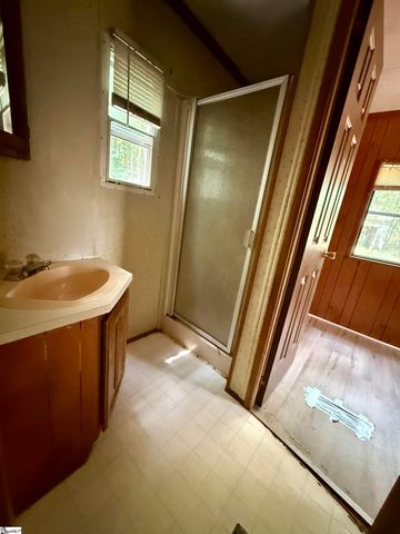 65 Randall Drive, Taylors, SC 29687