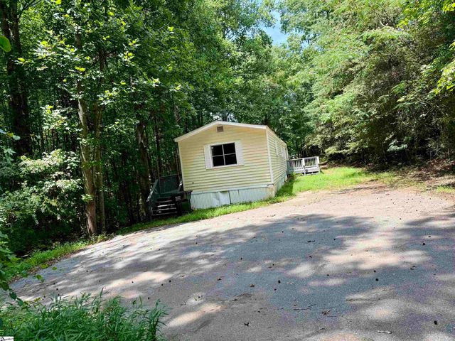65 Randall Drive, Taylors, SC 29687