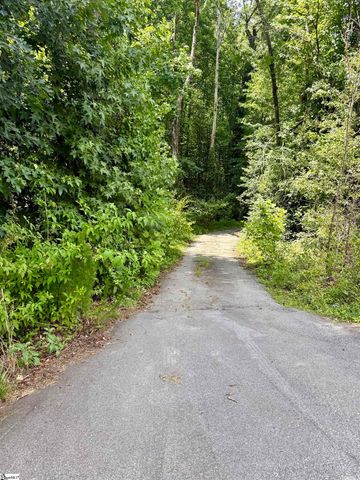 65 Randall Drive, Taylors, SC 29687