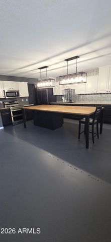 10636 E BAYWOOD Avenue, Mesa, AZ 85208