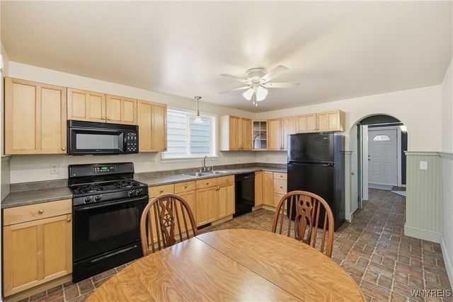 186 Crowley Avenue, Buffalo, NY 14207