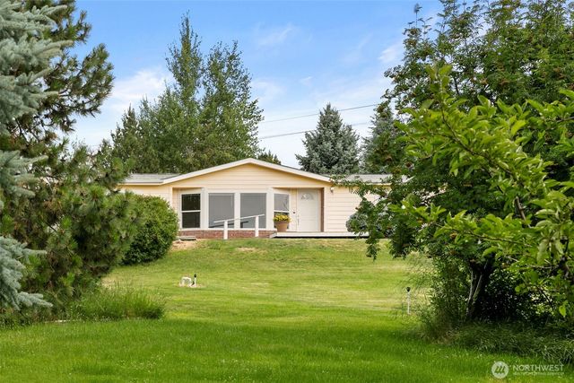 756 Totem Pole Road, Manson, WA 98831