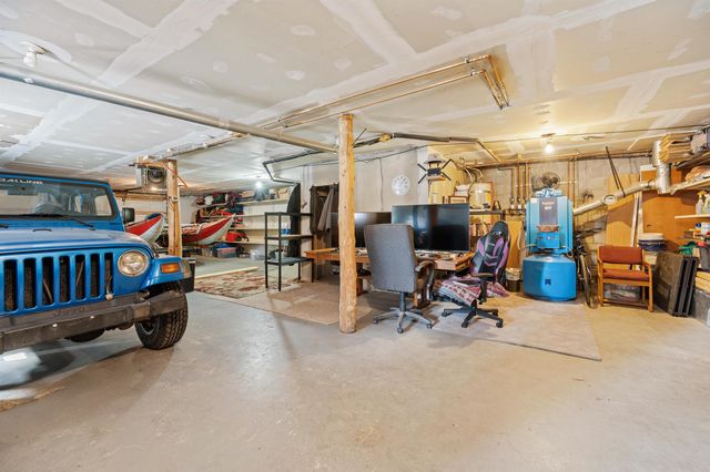 356 LOUISE LANE, Fairbanks, AK 99709