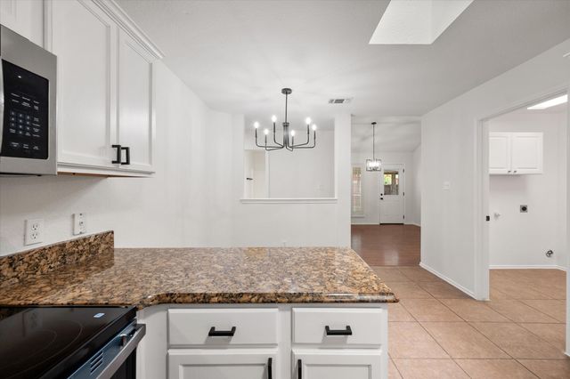 1627 Wintercrest Road, Grand Prairie, TX 75052