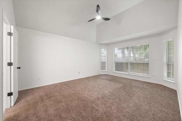 1627 Wintercrest Road, Grand Prairie, TX 75052