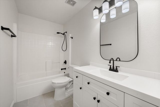 1627 Wintercrest Road, Grand Prairie, TX 75052