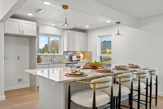 2 Sandra Drive, Heath, TX 75032