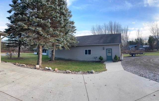 3815 Roehrs Road, Beaverton, MI 48612