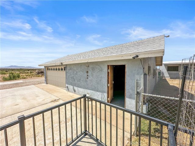 4881 Hidden Beaches Drive, Blythe, CA 92225