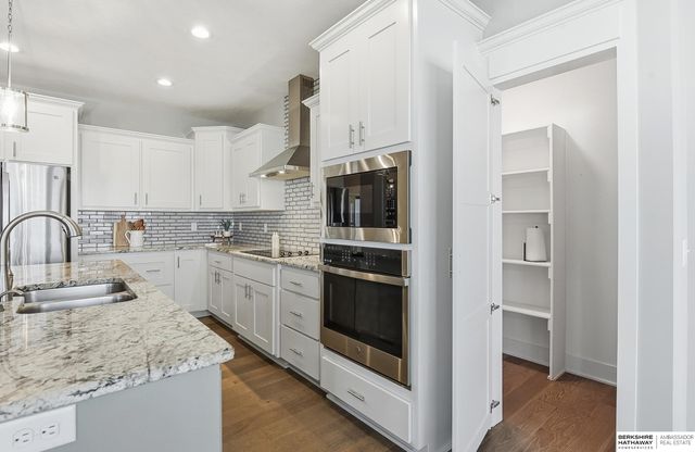 7810 N 167th Street, Bennington, NE 68007