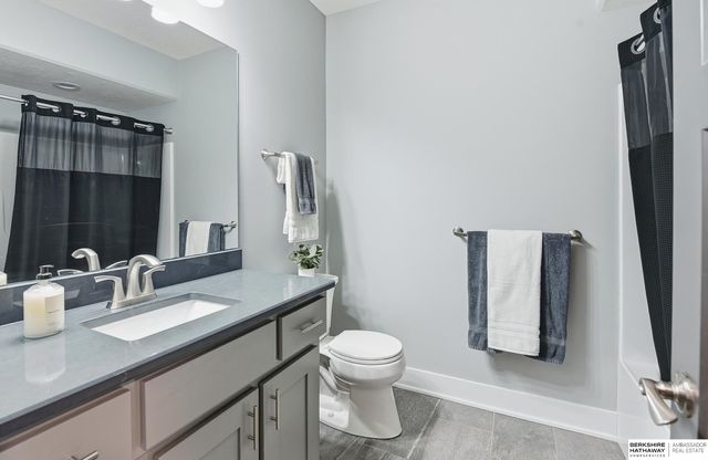 7810 N 167th Street, Bennington, NE 68007