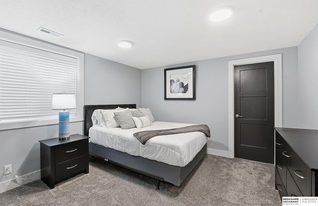 7810 N 167th Street, Bennington, NE 68007