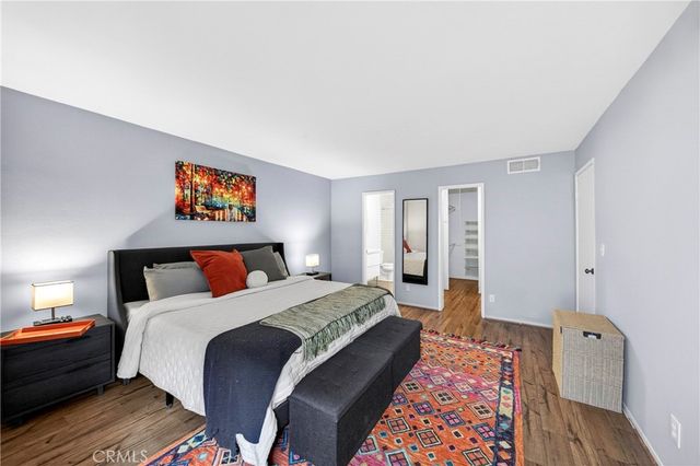 15020 Victory Boulevard 104, Van Nuys, CA 91411