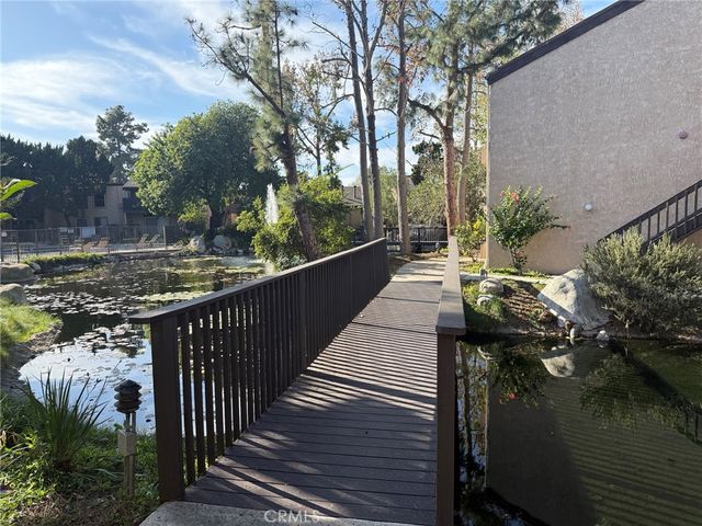 7890 17 P E Spring Street 17P, Long Beach, CA 90815