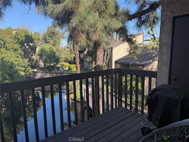 7890 17 P E Spring Street 17P, Long Beach, CA 90815