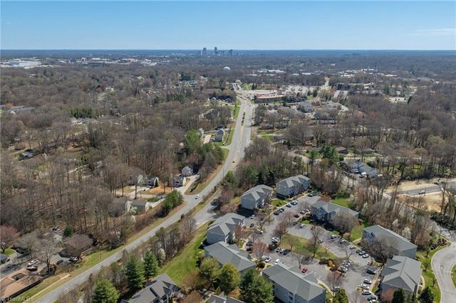 722 Scholastic Court, Winston-salem, NC 27106