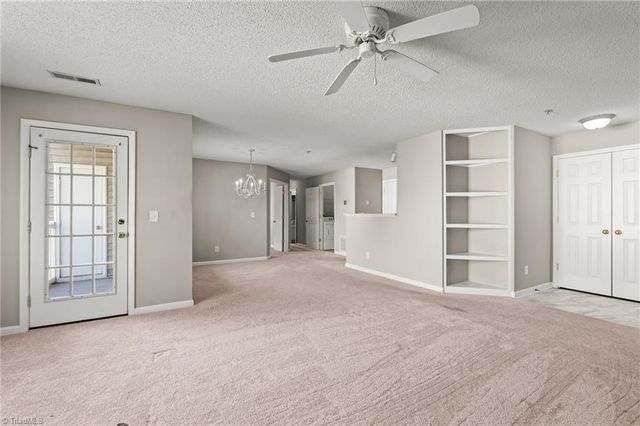 722 Scholastic Court, Winston-salem, NC 27106