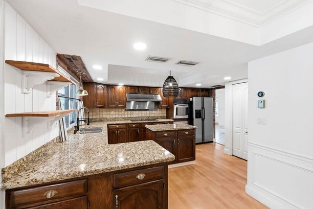 7221 SW 7th Street, Plantation, FL 33317