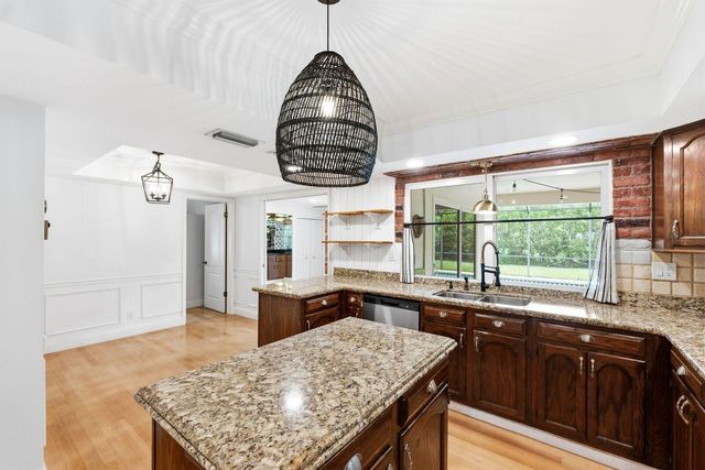 7221 SW 7th Street, Plantation, FL 33317