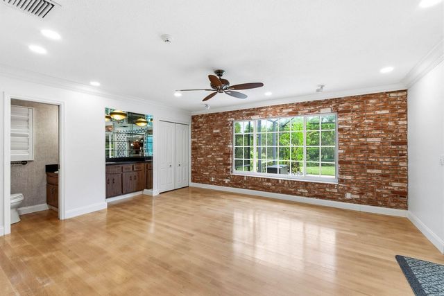 7221 SW 7th Street, Plantation, FL 33317
