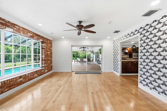 7221 SW 7th Street, Plantation, FL 33317