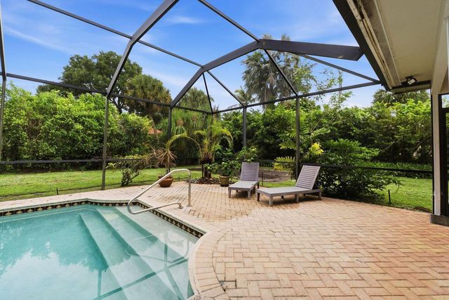 7221 SW 7th Street, Plantation, FL 33317