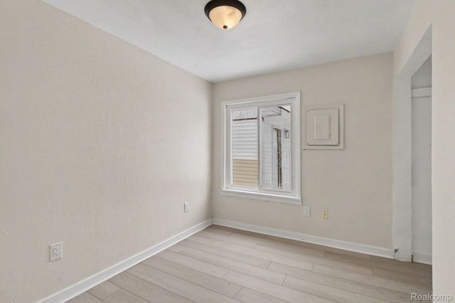 15439 Edgeworth Street, Monroe Charter Township, MI 48161