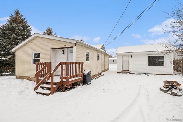 15439 Edgeworth Street, Monroe Charter Township, MI 48161