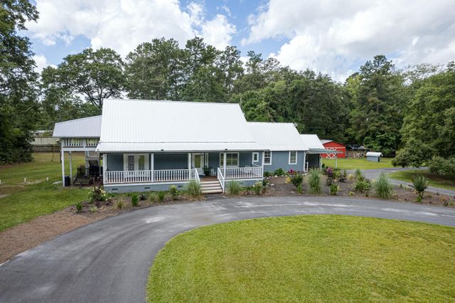 225 Baxter Lane, Walterboro, SC 29488