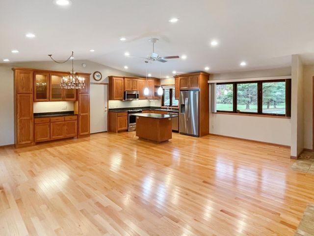 17855 Round Lake Boulevard NW, Andover, MN 55304