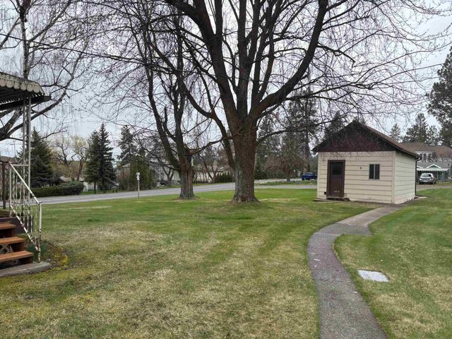 315 N Division St, Palouse, WA 99161