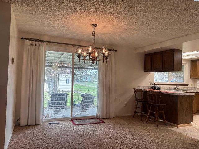 315 N Division St, Palouse, WA 99161