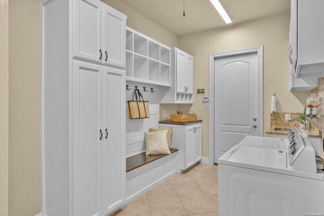 10319 Oak Forest, New Braunfels, TX 78132
