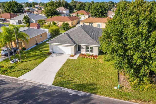 246 CHESHIRE COURT, Kissimmee, FL 34758