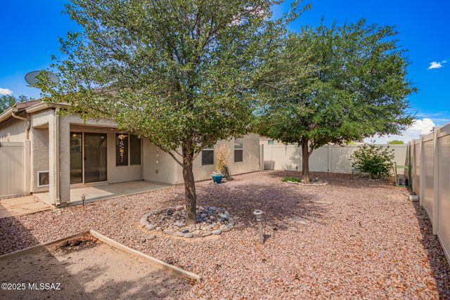 20927 E Frontier Road, Red Rock, AZ 85145