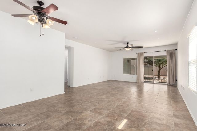 20927 E Frontier Road, Red Rock, AZ 85145