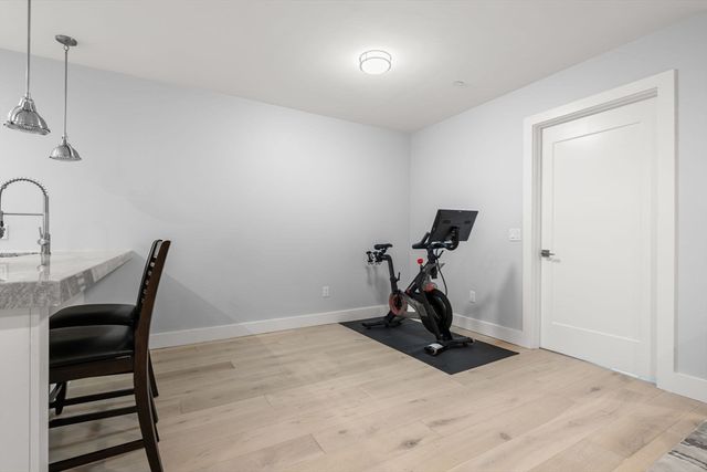 150 W Broadway 203, Boston, MA 02127