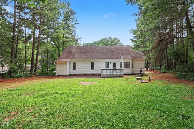 3220 Natural Pines Place, Zebulon, NC 27597