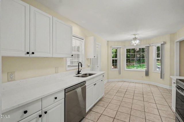 3220 Natural Pines Place, Zebulon, NC 27597