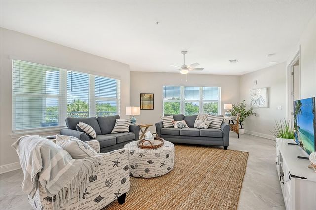 7930 34TH AVENUE W 102, Bradenton, FL 34209