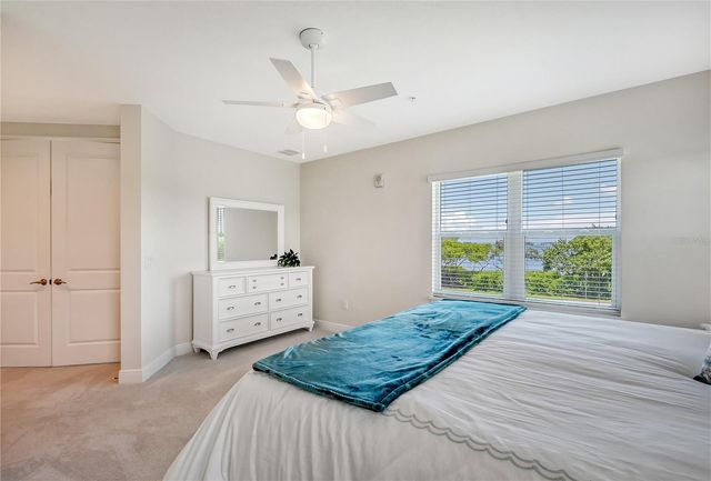 7930 34TH AVENUE W 102, Bradenton, FL 34209