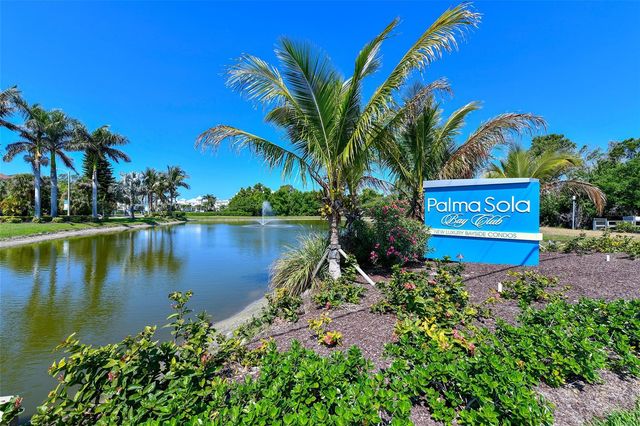 7930 34TH AVENUE W 102, Bradenton, FL 34209