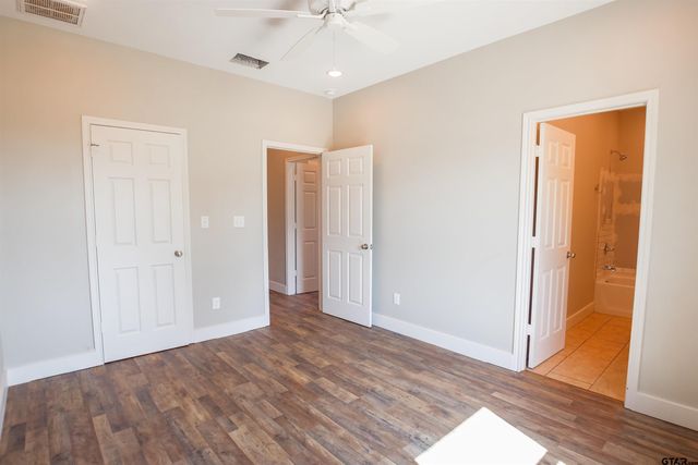 219 Nolan Farms Blvd, Winona, TX 75792