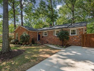 5524 Seacroft Road, Charlotte, NC 28210
