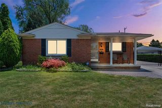 26411 W Warren Street, Dearborn Heights, MI 48127