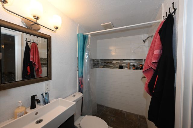 905 Bluebonnet Lane, Mesquite, TX 75149